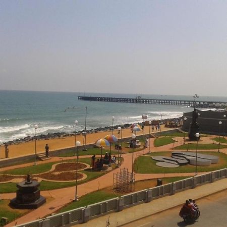 Nadanam Inn Pondicherry Bagian luar foto