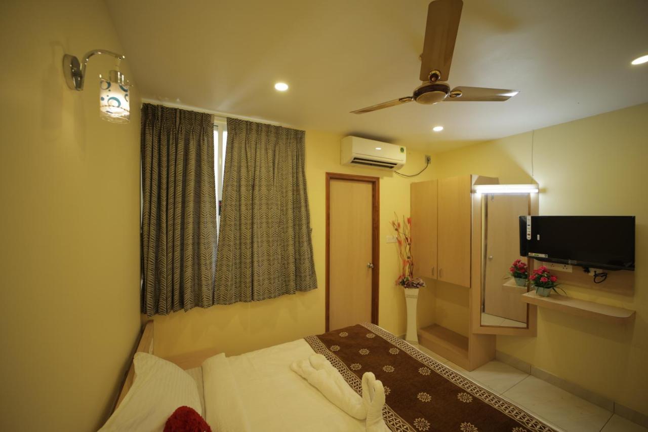 Nadanam Inn Pondicherry Bagian luar foto