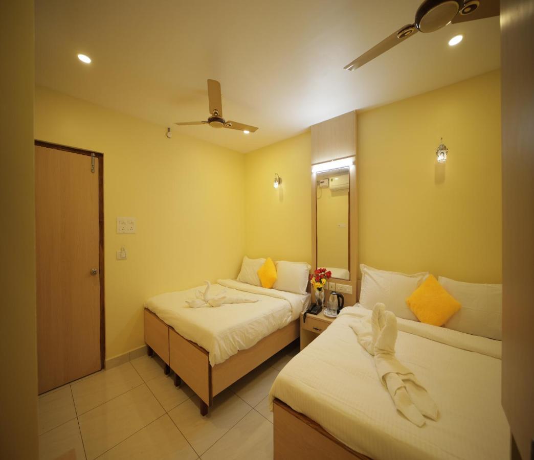 Nadanam Inn Pondicherry Bagian luar foto