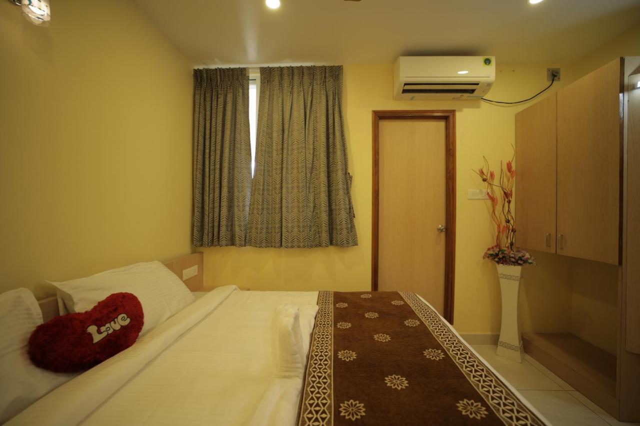 Nadanam Inn Pondicherry Bagian luar foto