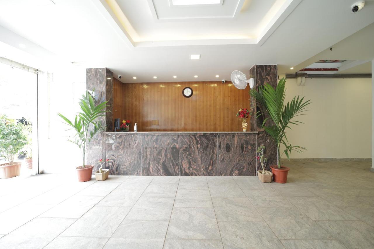 Nadanam Inn Pondicherry Bagian luar foto